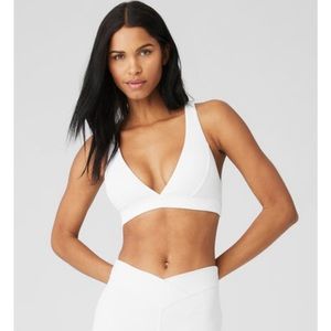 Alo white showstopper bra